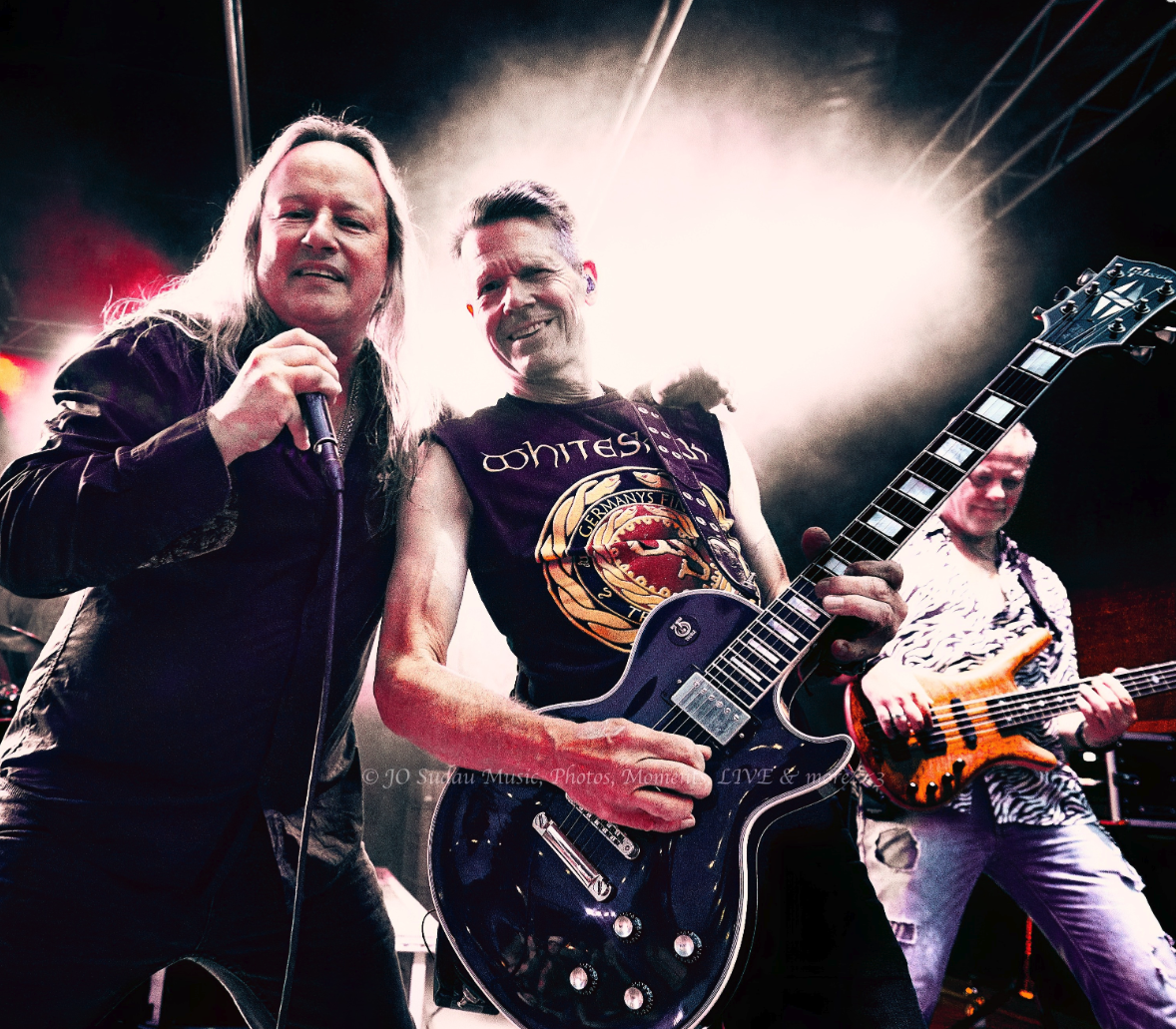 WHITESNAKE by Whiteshake