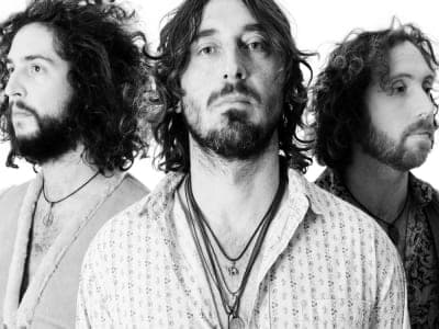 WILLE AND THE BANDITS