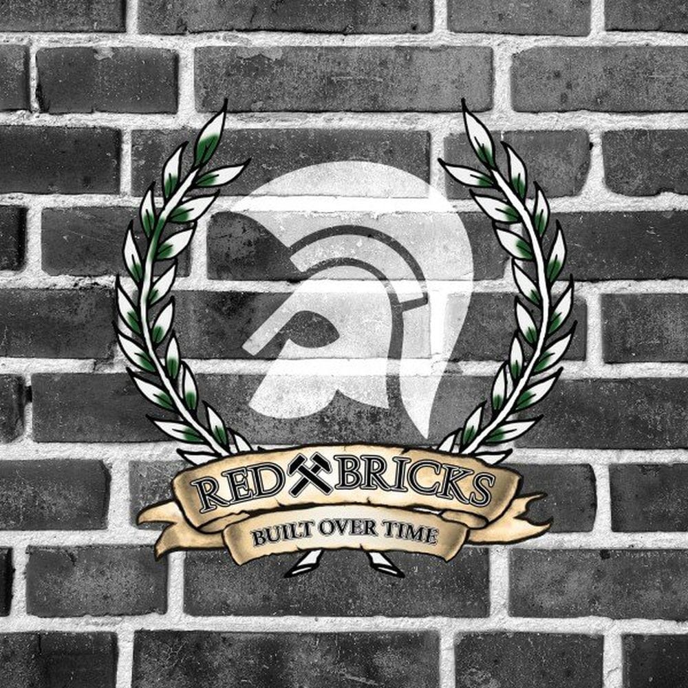 RED BRICKS + HYDRA