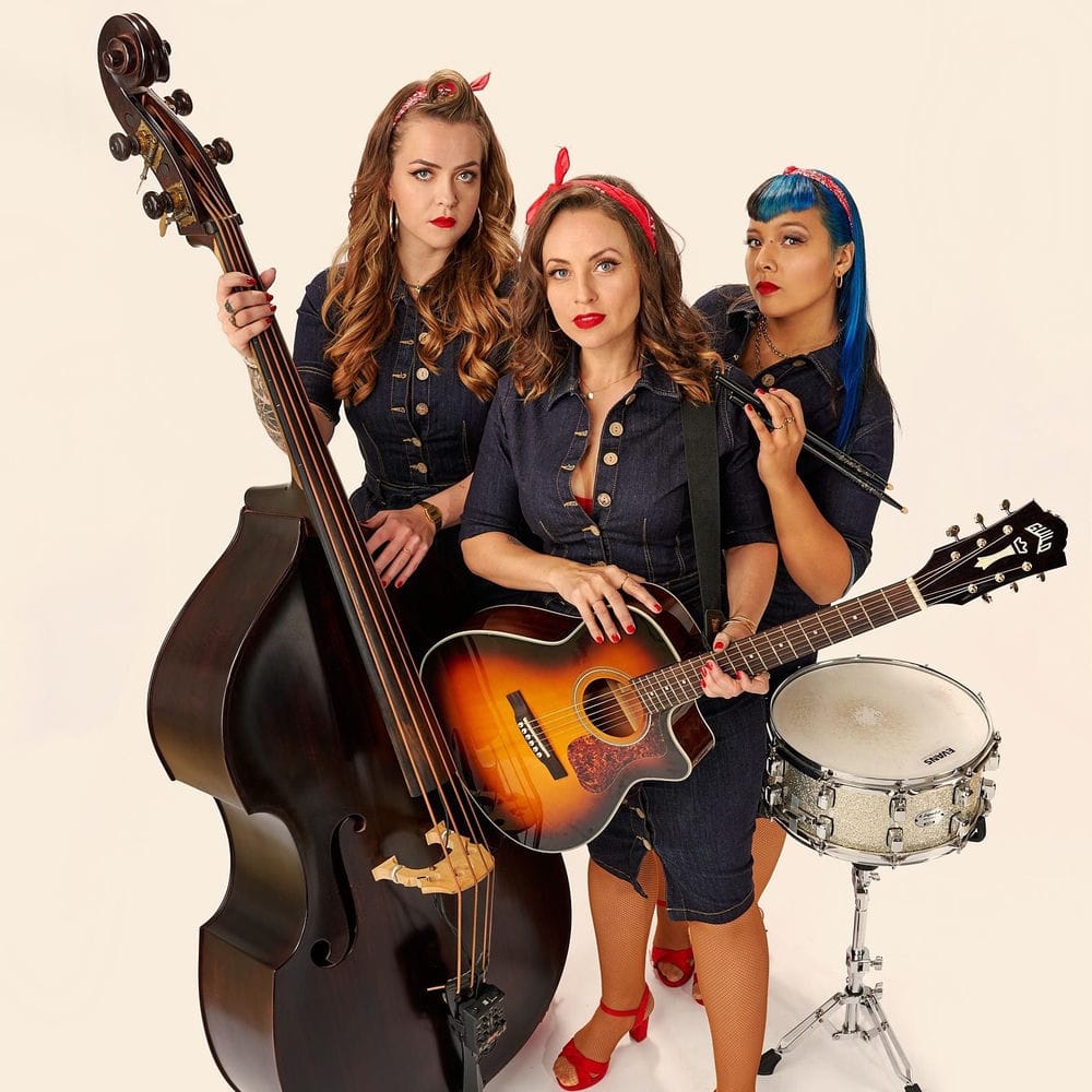 The Silverettes