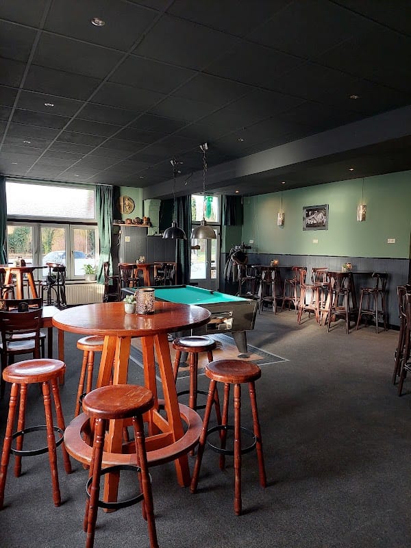 Cafe De Meister