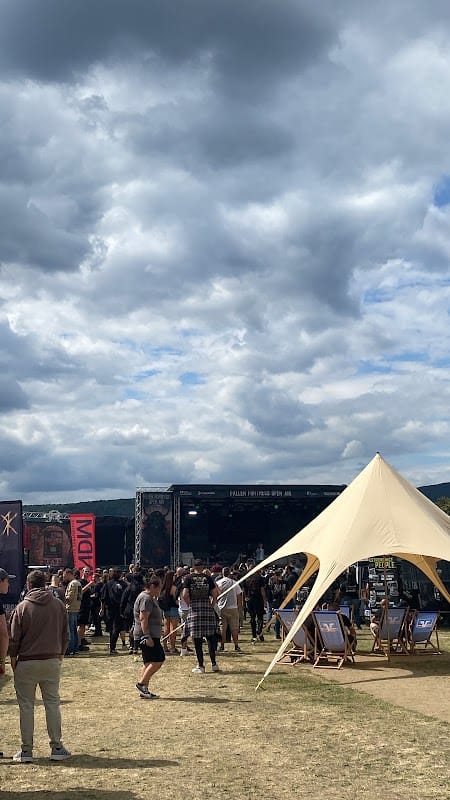 Werfergelände im Stadion Trift