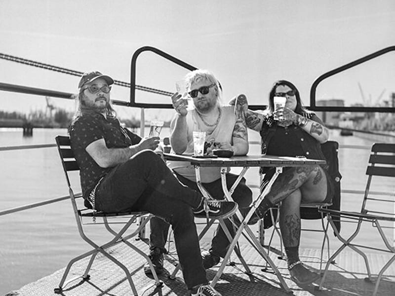 Apéro + Lovebomb + Pipi