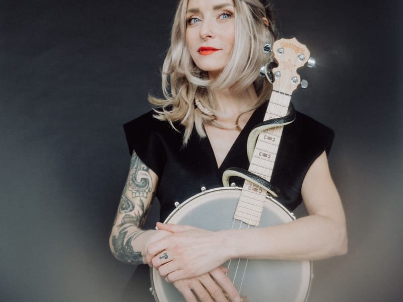 Sarah Lesch