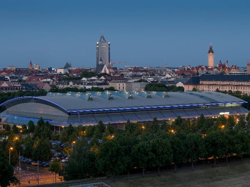 QI ARENA