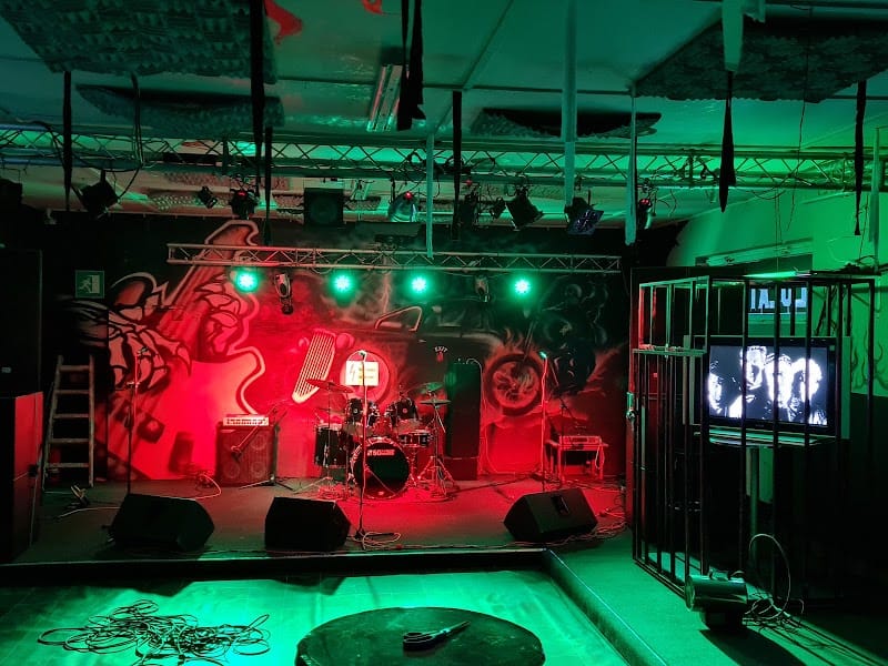 EXIT Club