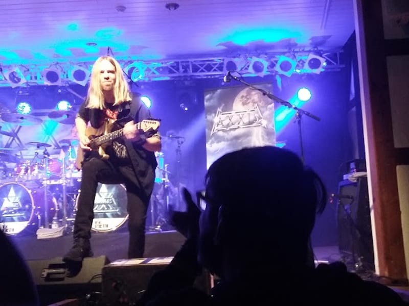 Axxis