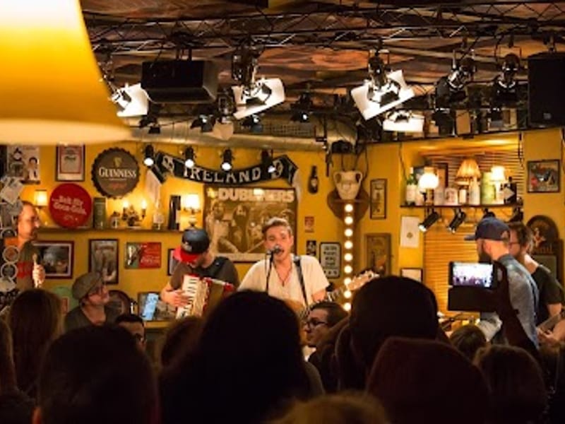 Fiddler's Green Pub